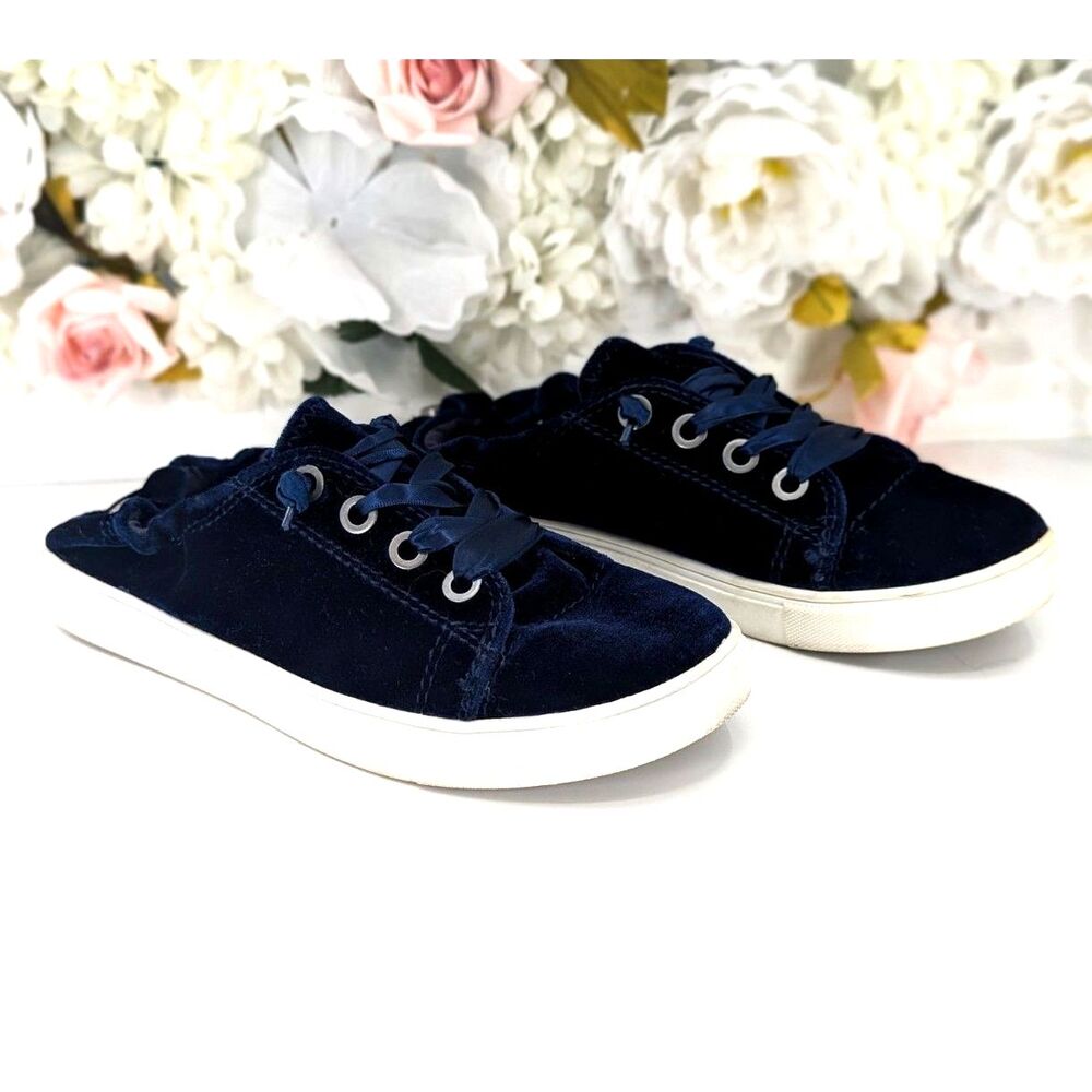 Steve Madden Jane Blue Velvet Satin Ribbon Laces Stretch Heel Sneakers Size 7